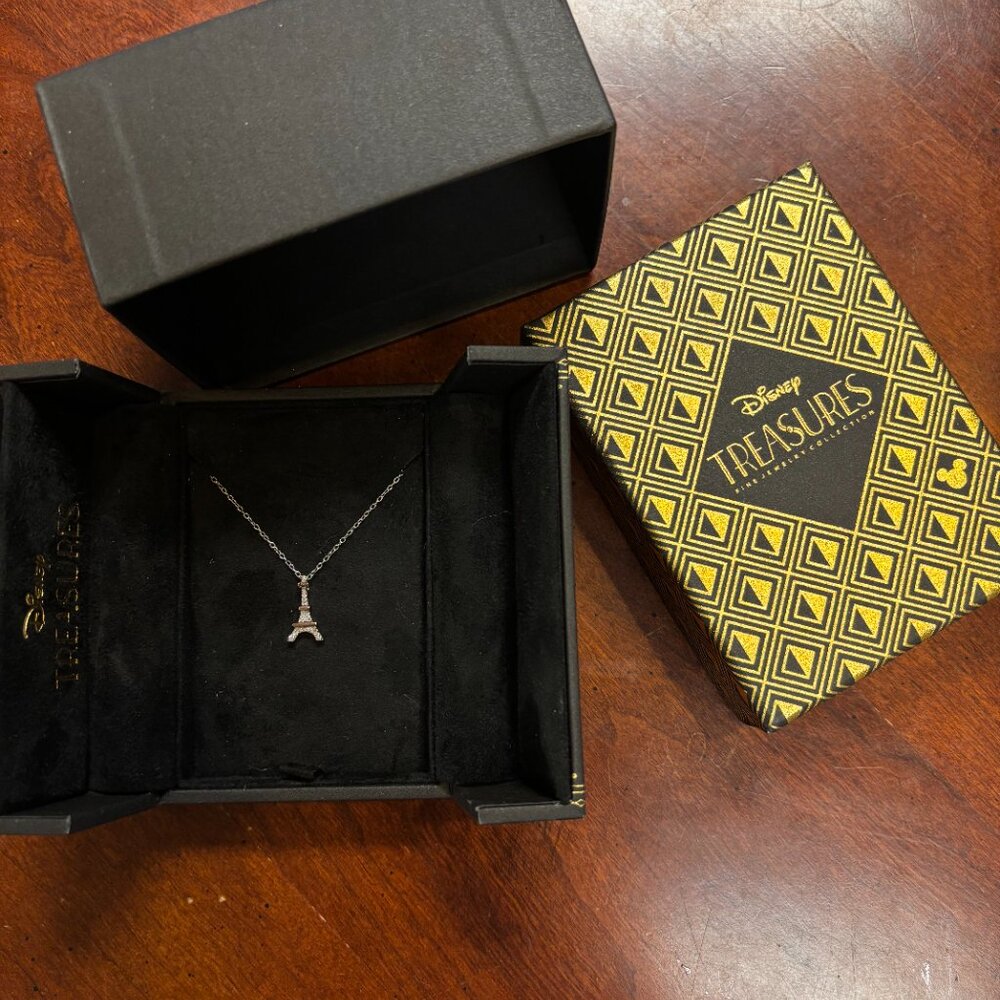 DISNEY TREASURES - Aristocats Eiffel Tower Diamond Pendant Necklace - Picture 2 of 9
